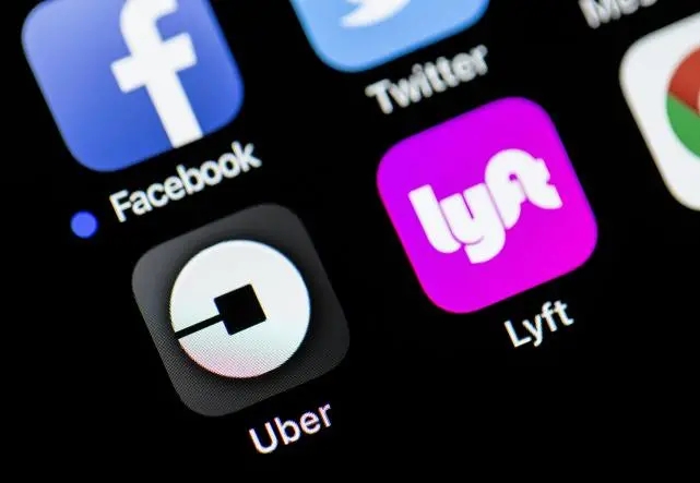 企业出海 - Uber与Lyft获得美 国政 府用车五年合同 价值8.1亿美