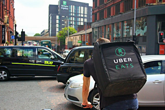 企业出海 -  瑞士 ：外卖服务Uber Eats应以邮政服务提供商纳入