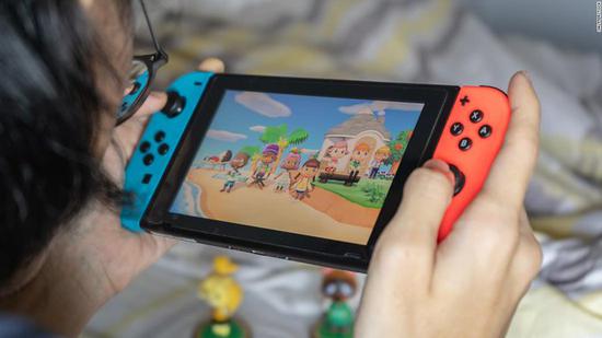 企业出海 - 任天堂Switch 游戏机 10月美国销量同比飙升136%