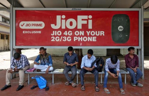 jiofi.jpg